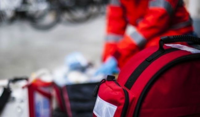 94enne cade dalle scale incidente mortale Donna trovata senza vita