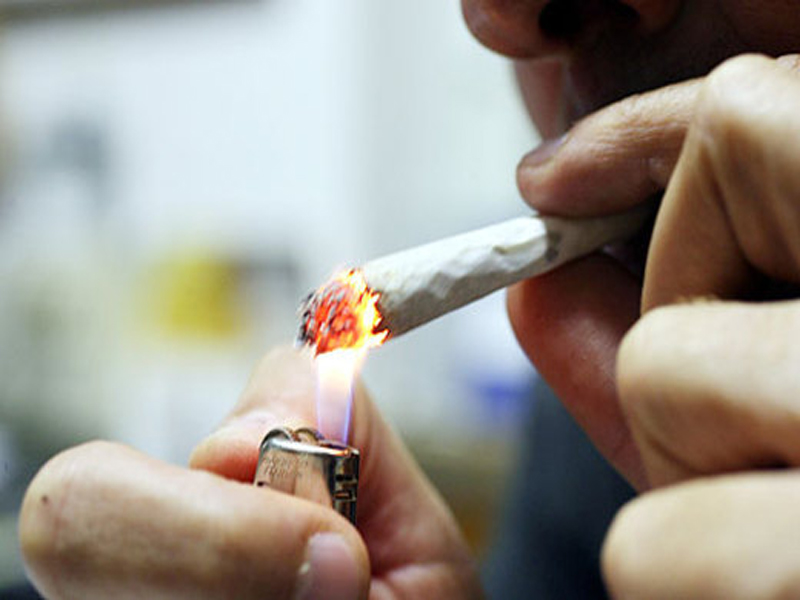 Droga agli istituti di Tradate, studente Saronnese nei guai