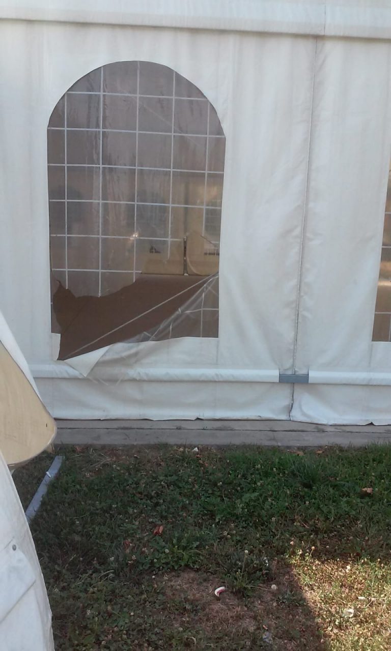 ancora vandali al pratone di venegono