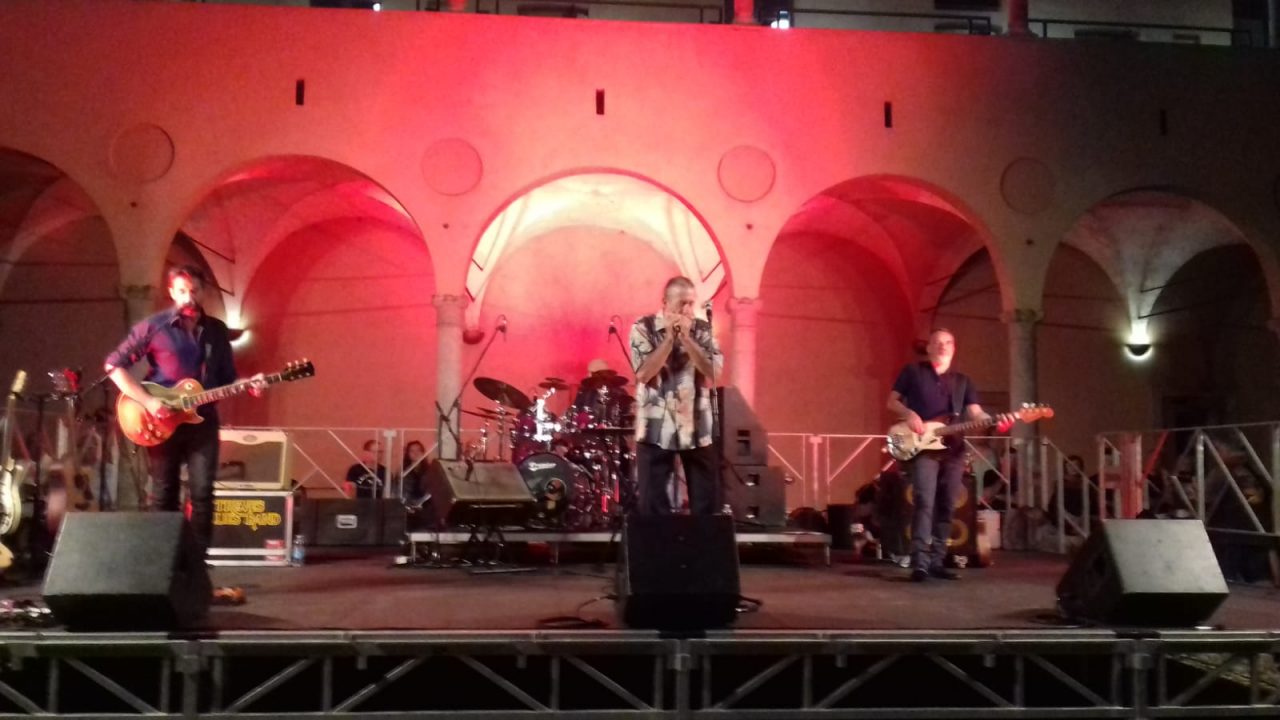 Nerviano, Treves Blues Band