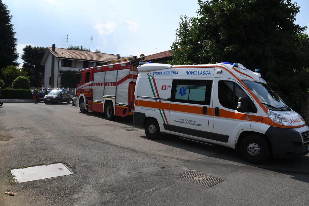 Gerenzano, aggrediti dai cani del figlio