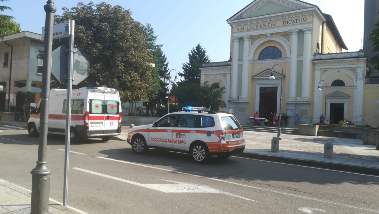 Malore in piazza per un’anziana – LE FOTO
