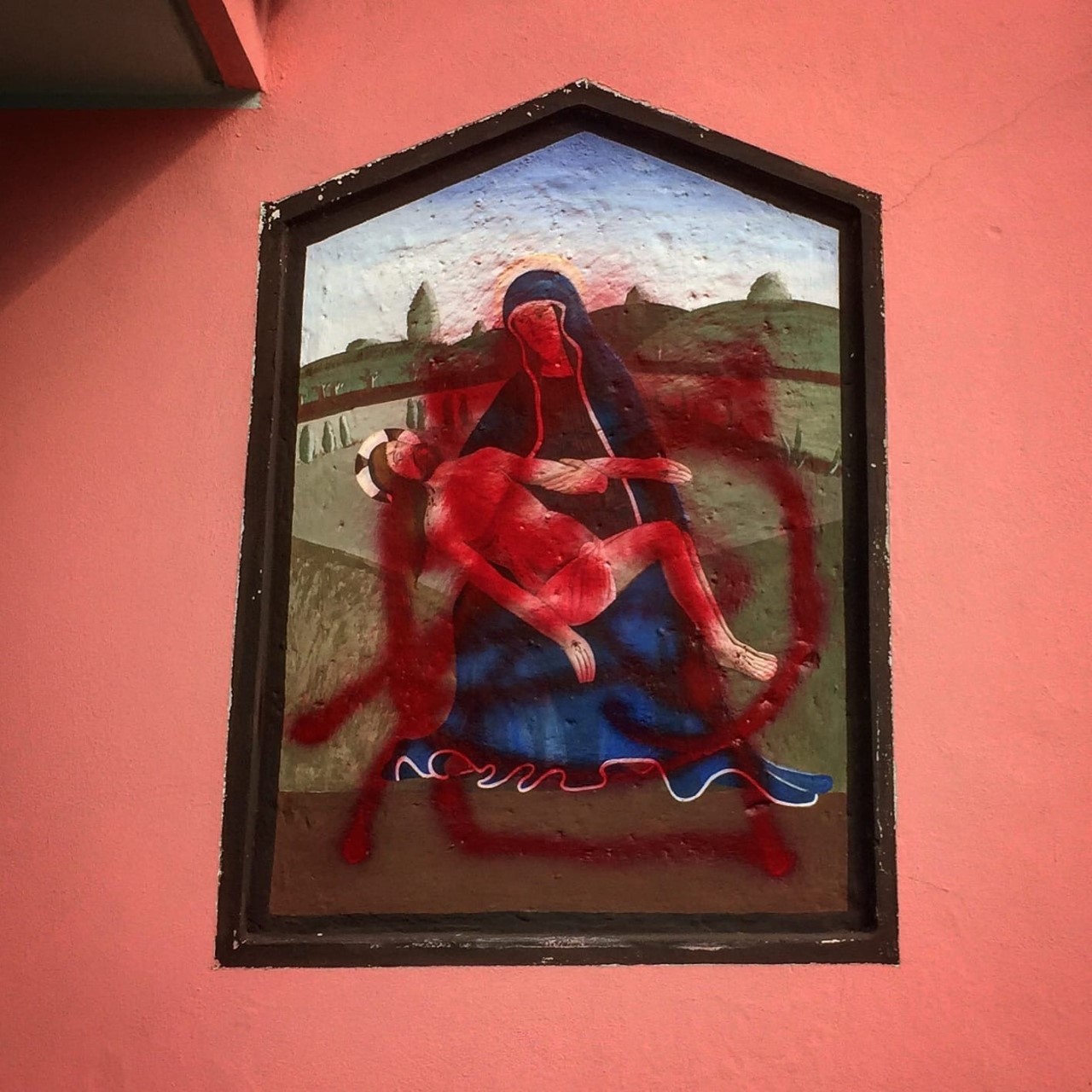 Ceriano, vandalizzato dipinto sacro: la reazione del vicesindaco