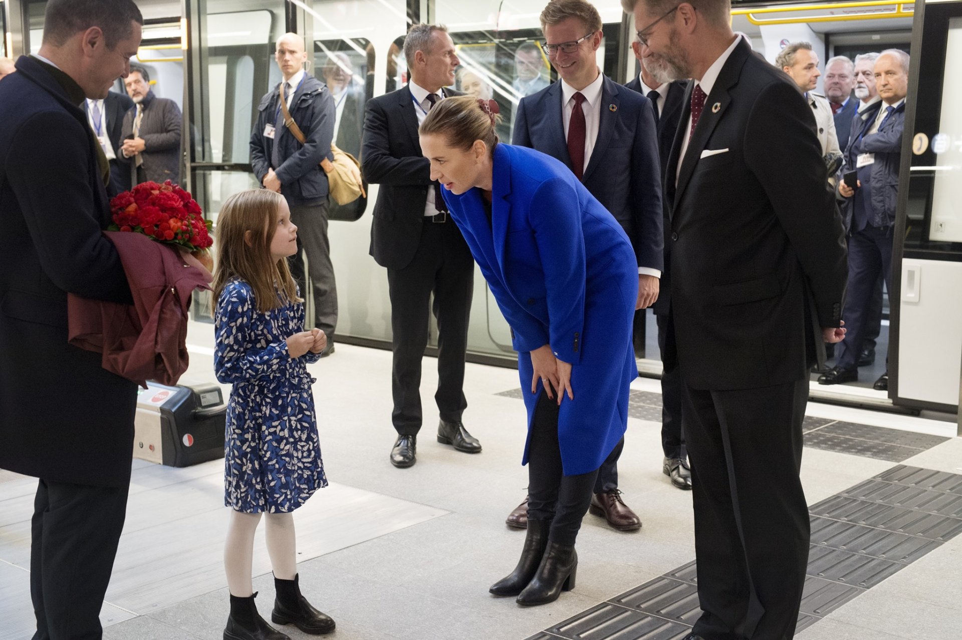 La prima ministra della Danimarca in metro