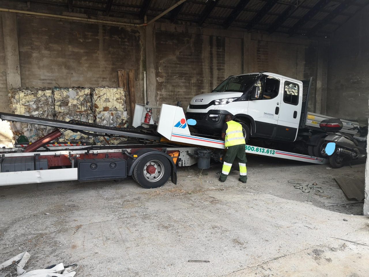 Recuperate a Rho diverse auto rubate di grossa cilindrata