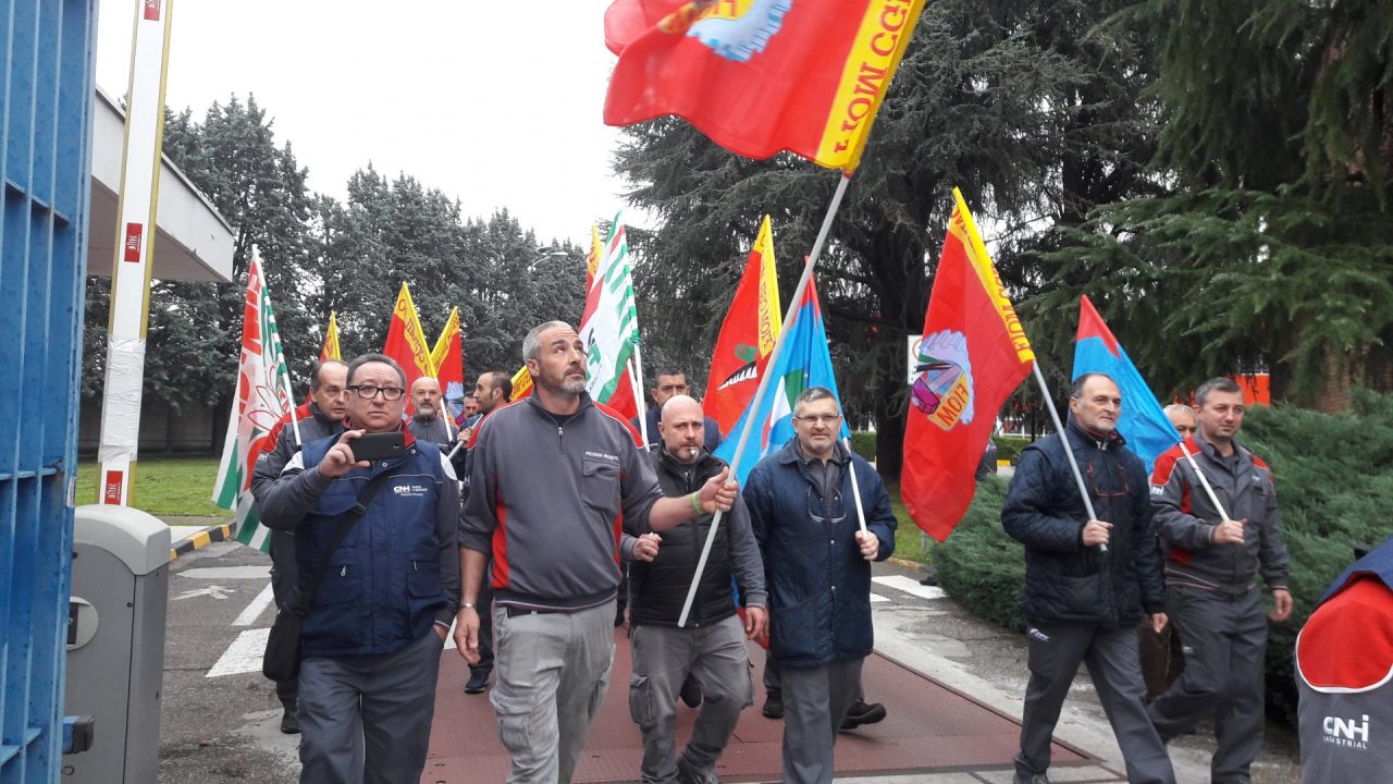 Cnh Inudstrial di Pregnana Milanese in sciopero per due ore FOTO