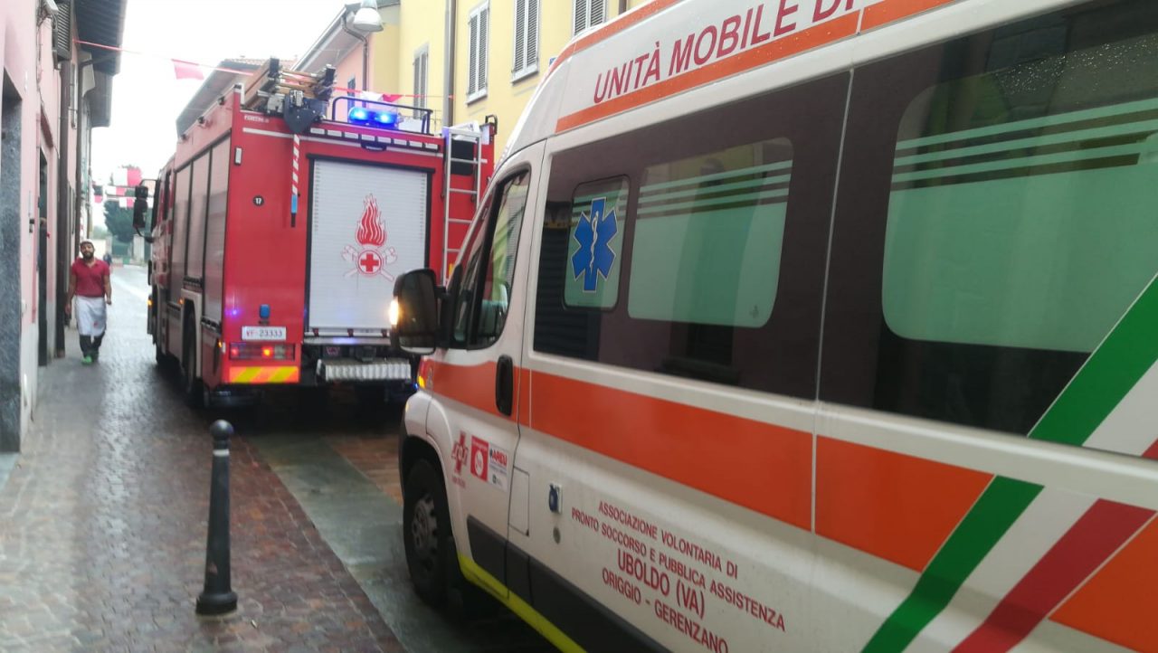 Non risponde in casa: intervengono pompieri e ambulanza FOTO