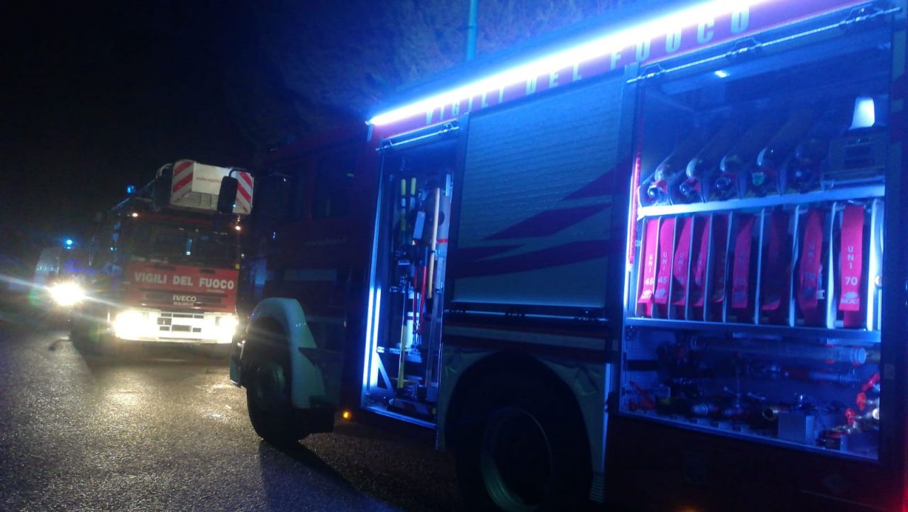 cantina in fiamme a cairate