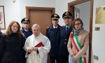 Sindaco dona targa ai carabinieri per i 20 anni della stazione