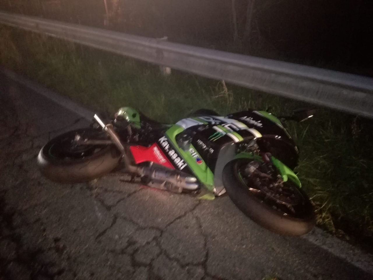 Drammatico incidente in moto: grave 24enne