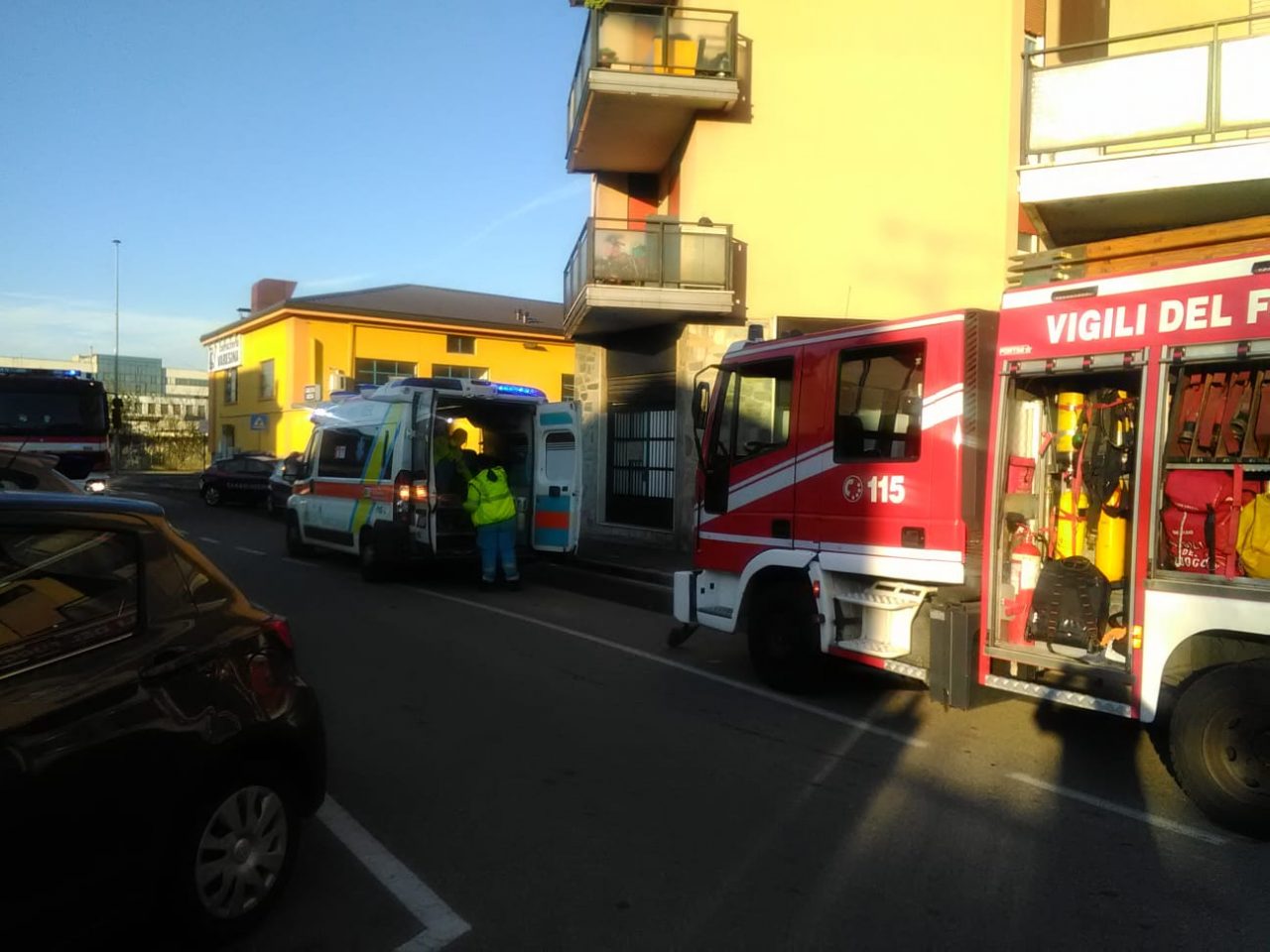 Scoppia l’asciugatrice: persone intossicate