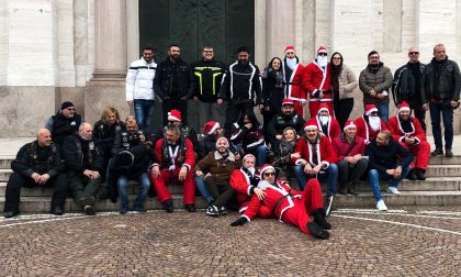 Babbo Natale in Harley... regala 150 panettoni