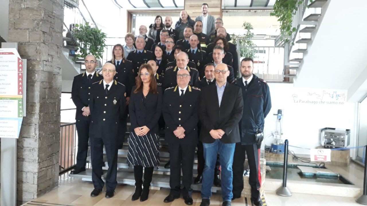 Parabiago: consegnati i gradi agli agenti della Polizia Locale