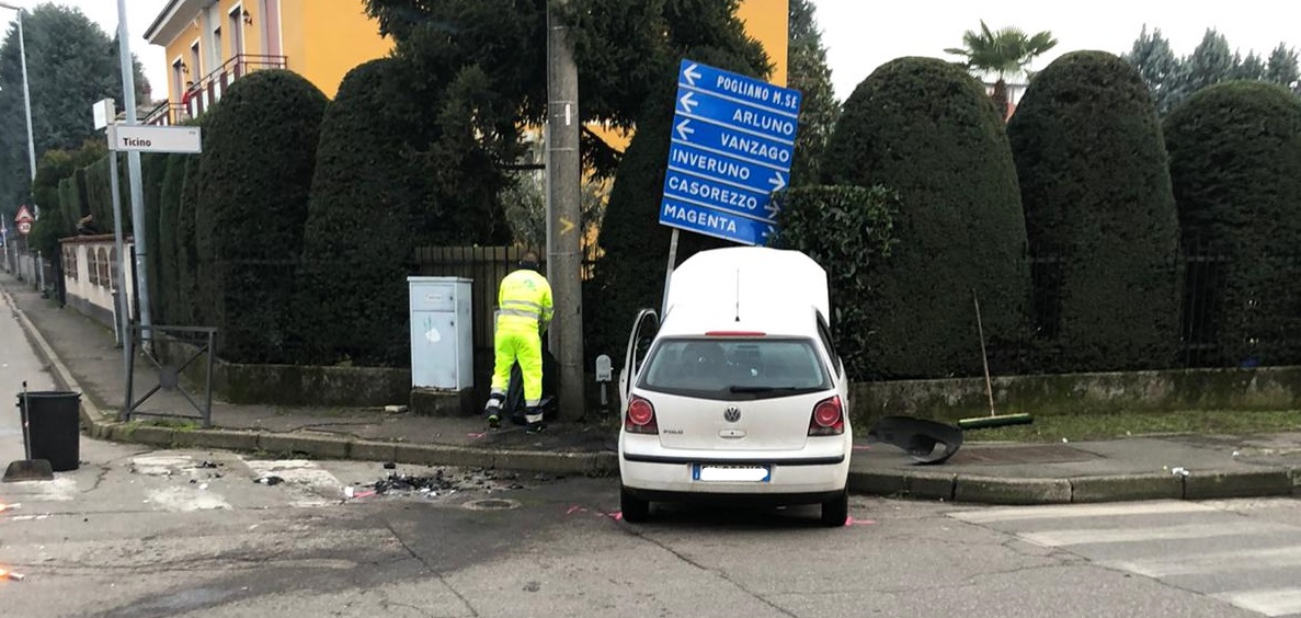Incidente a Nerviano, coinvolta anche una bambina: sul posto Carabinieri, Vigili del Fuoco e tre ambulanze