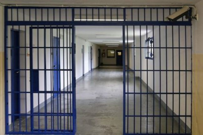 Tensione alle stelle in carcere: 4 poliziotti aggrediti a Opera