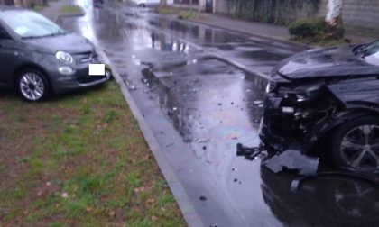 Frontale tra auto: 44enne in ospedale - LE FOTO