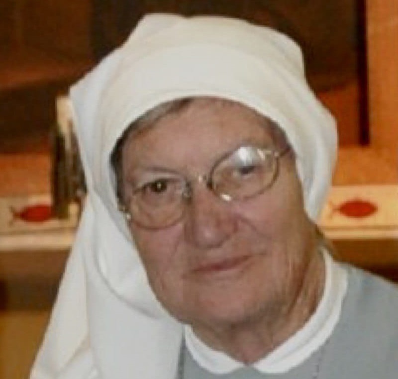 Addio a Madre Rosalda Rampini, suora colpita dal Coronavirus