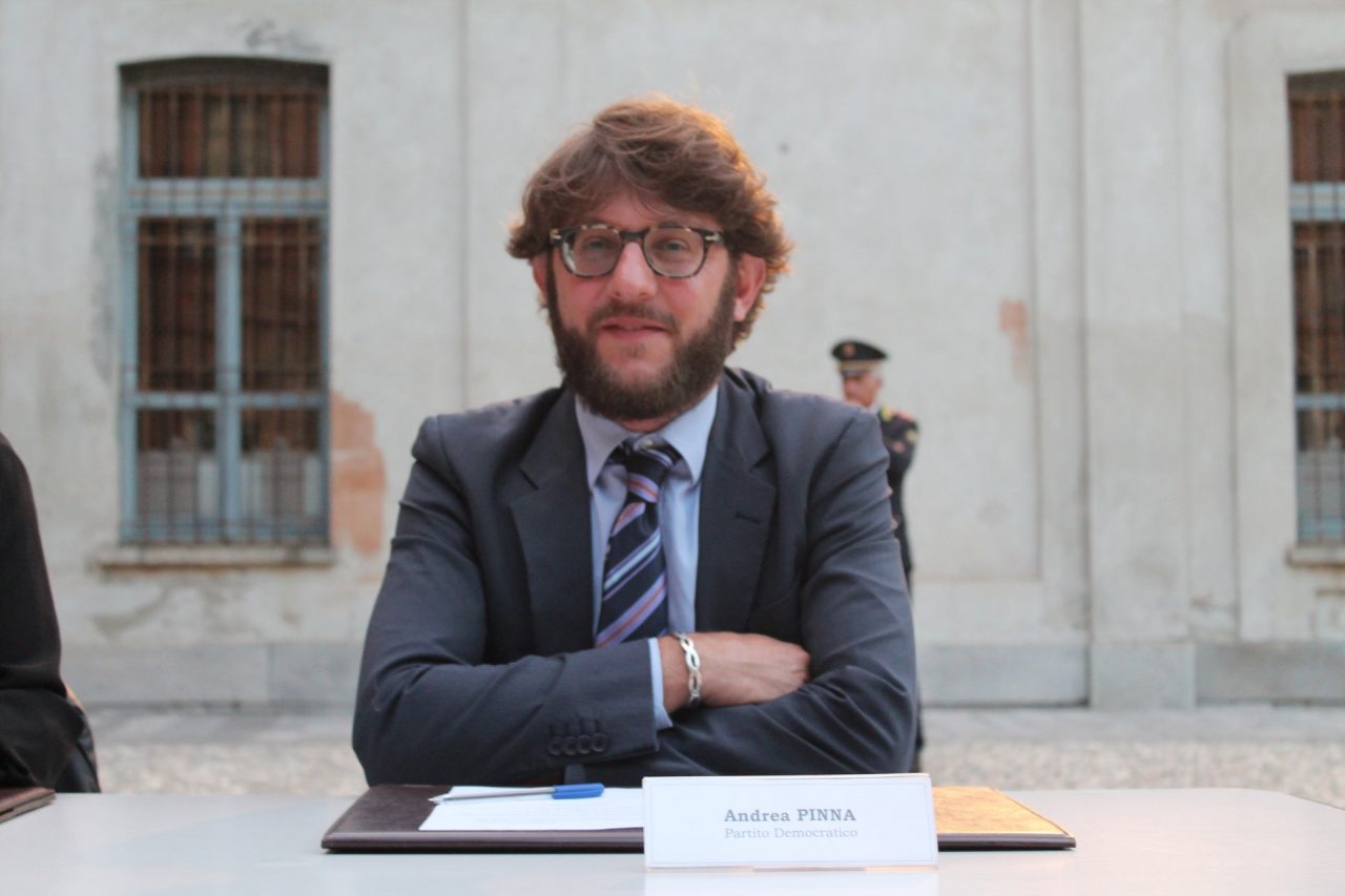 Trova una pallottola nell’armadietto: provvedimento disciplinare per Pinna