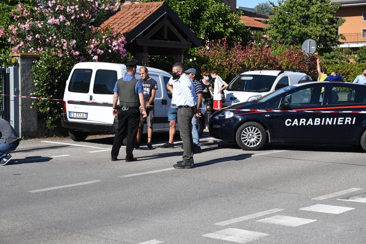 La lite degenera e spara al vicino di casa