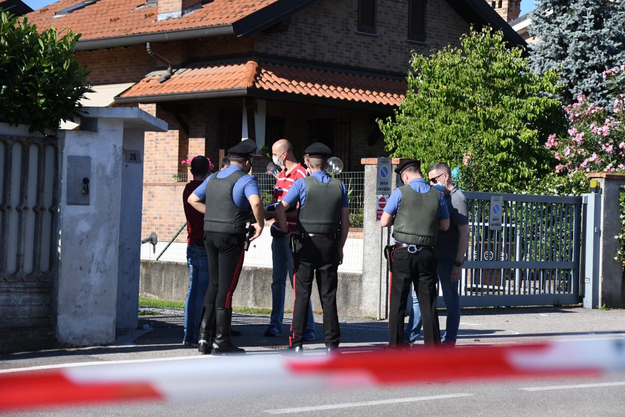 https://primamilanoovest.it/cronaca/ubriaco-sbaglia-casa-e-va-in-panico-scappa-e-si-ferisce/