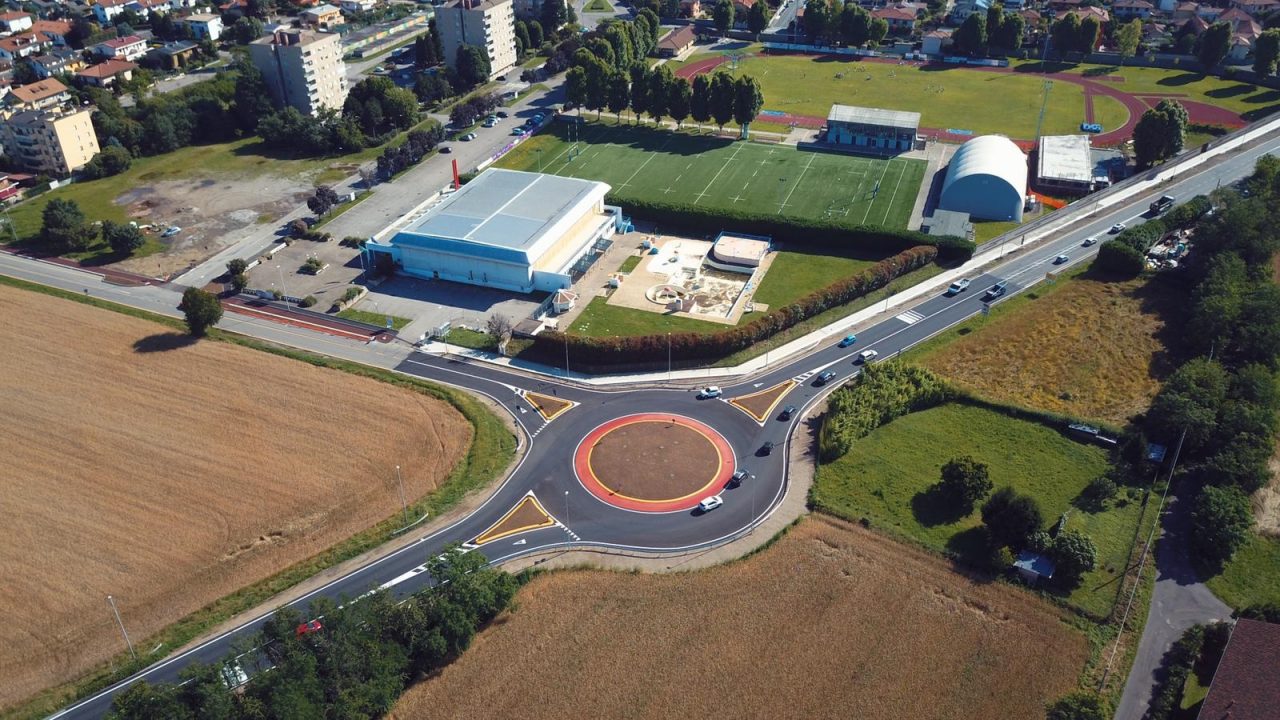 Terminata la costruzione della rotatoria tra via Amendola e viale Lombardia