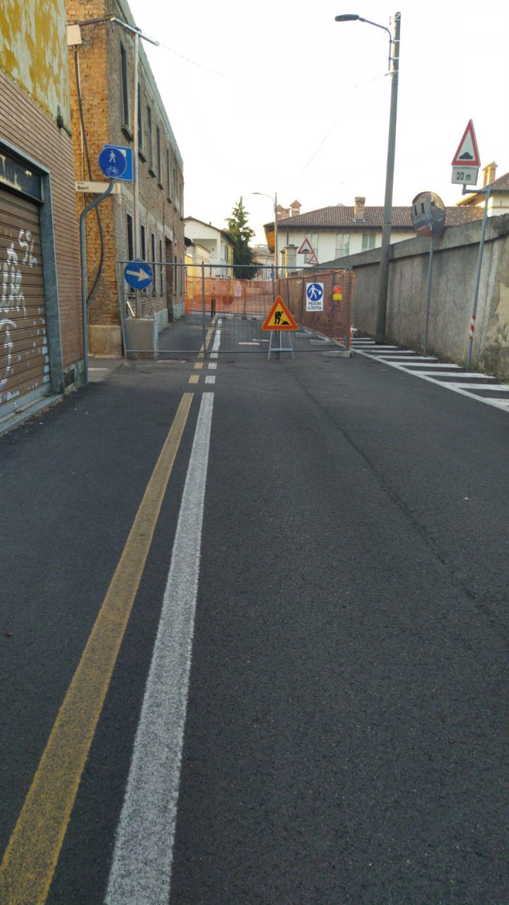 Via San Sebastiano chiusa al traffico per qualche giorno