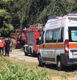 Incendio in via Silvio Pellico, intervengono i Vigili del fuoco