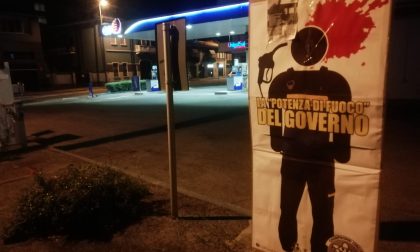 CasaPound in azione per denunciare la crisi in cui si trovano i benzinai FOTO