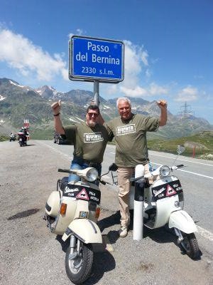 Tremila chilometri in Vespa per attraversare tutta l’Italia