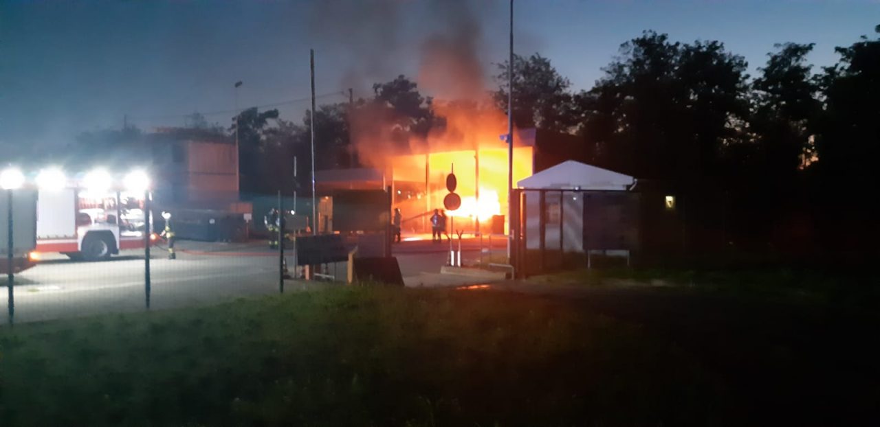 Dopo l’incendio, l’ecocentro è agibile solo in modo parziale