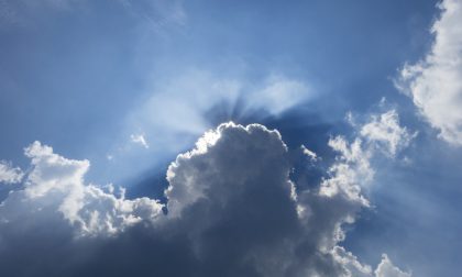 Alternanza di nuvole e sole… e qualche piovasco | Previsioni meteo Lombardia