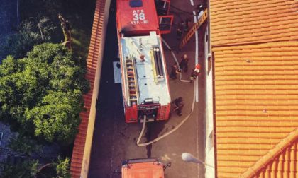 Pompieri di Inveruno in azione: morti in un incendio due cani