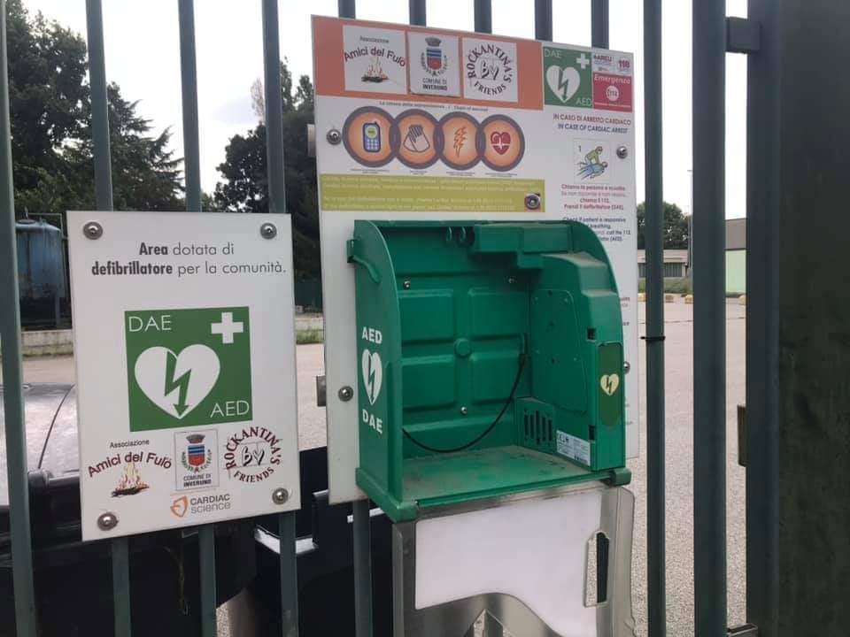 Furto ignobile, sparito il defibrillatore