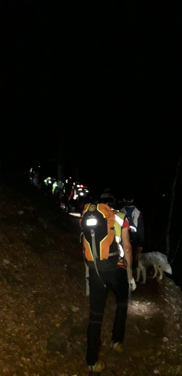 Si perdono in montagna, salvati dal Soccorso alpino