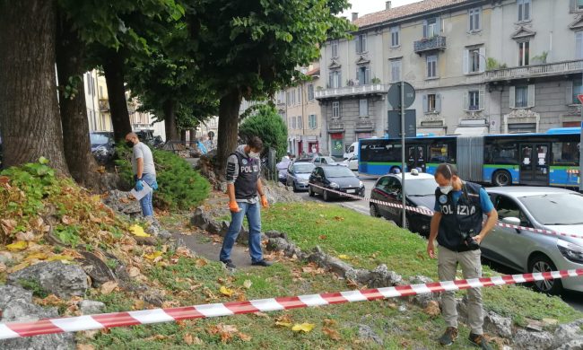 Orrore a Como, parroco ucciso a coltellate in piazza VIDEO