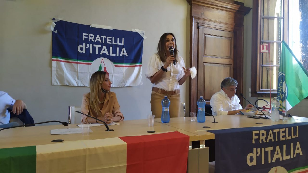 Stefania Bonfiglio cambia casacca e passa a Fratelli d’Italia VIDEO