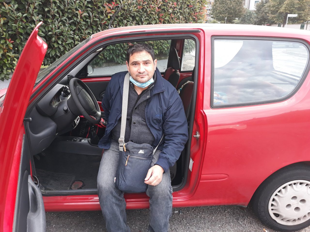 “A causa del Covid ho perso il lavoro, ora vivo in auto”