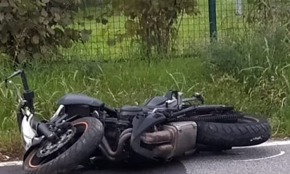 Incidente a Magenta: morto il motociclista 18enne