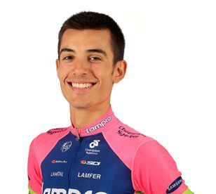 Paura al Giro d’Italia: terribile incidente per il rhodense Luca Wackermann