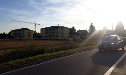 Pedone investito a Lainate: elisoccorso sul posto