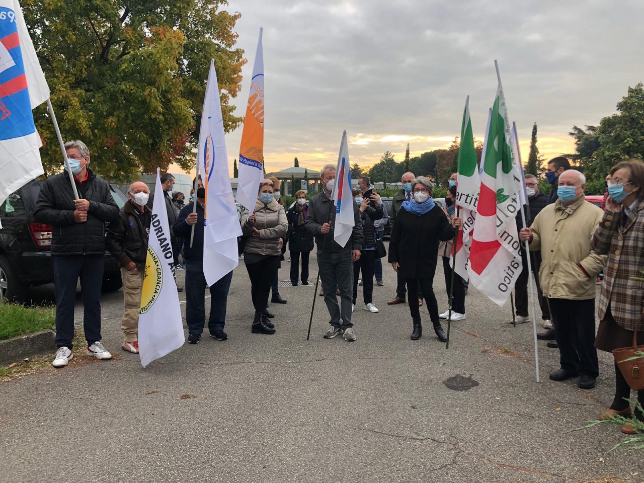 Protesta contro il cantiere infinito FOTO E VIDEO