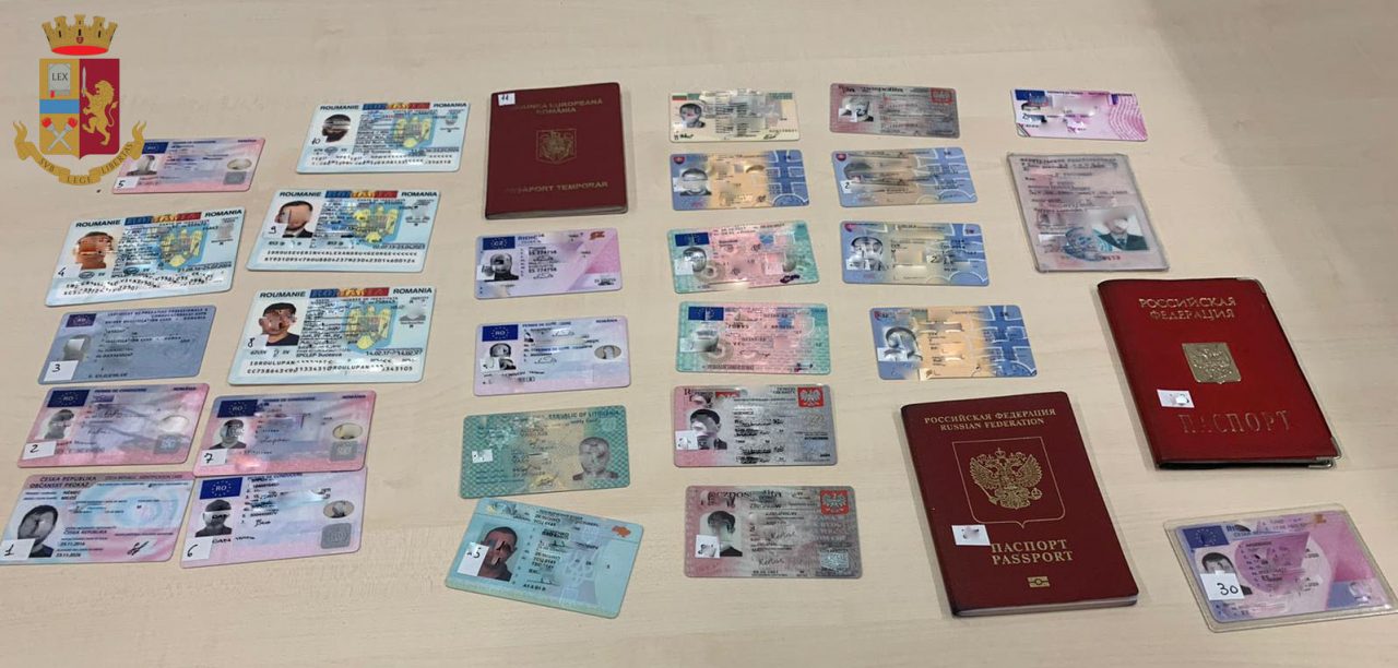 Antiterrorismo a Milano: documenti falsi in vendita online e la garanzia “soddisfatti o rimborsati”