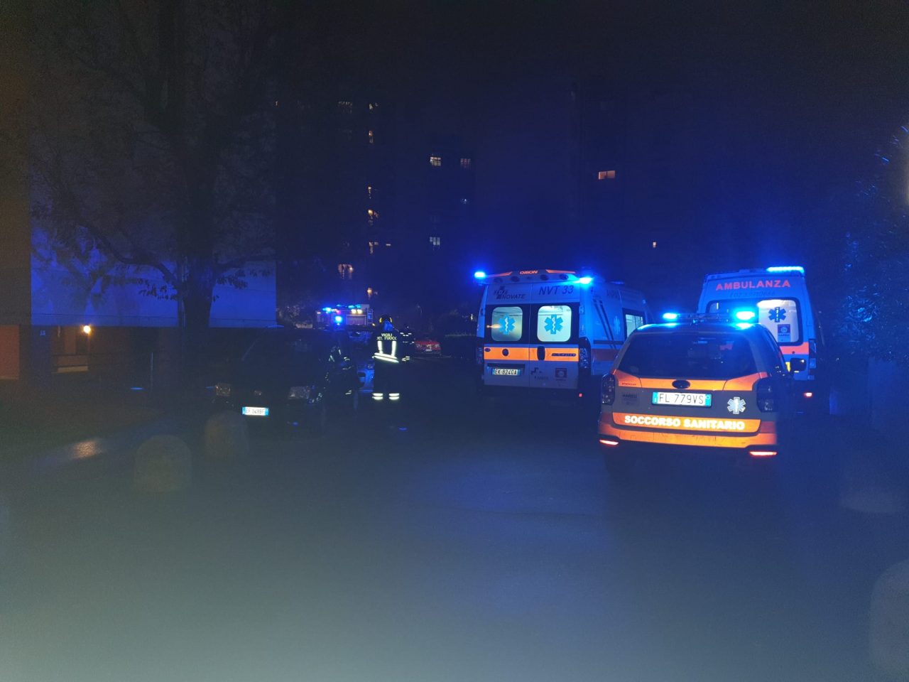 Novate: Dimentica il pentolino sul fuoco, due persone ferite lievemente