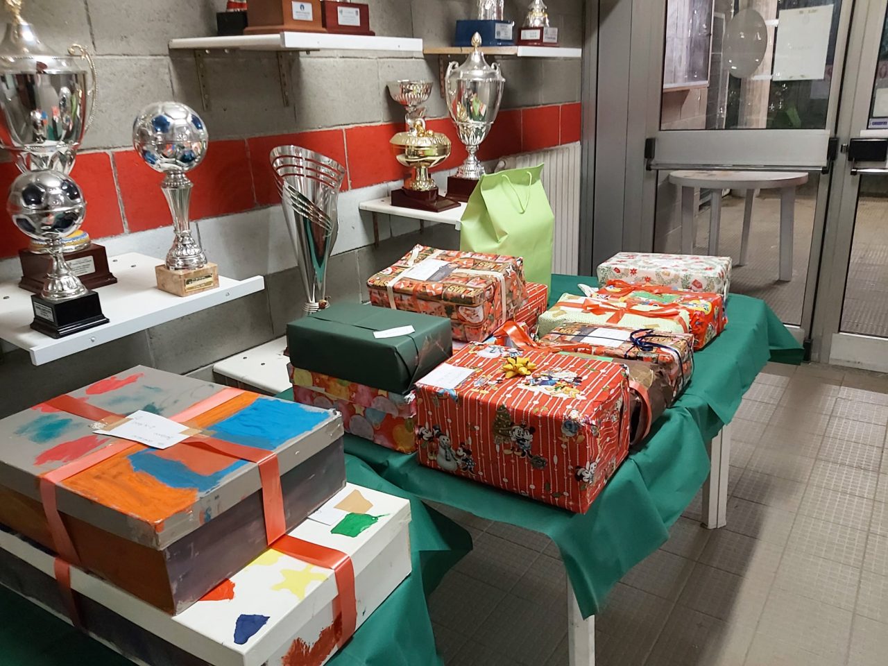 Scatole di Natale, è una gara di solidarietà
