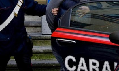 Cerca di sfuggire ad un controllo dei Carabinieri: arrestato 30enne in fuga