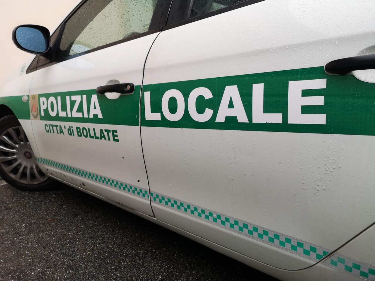 Bollate, tris di patenti false per un egiziano: denunciato