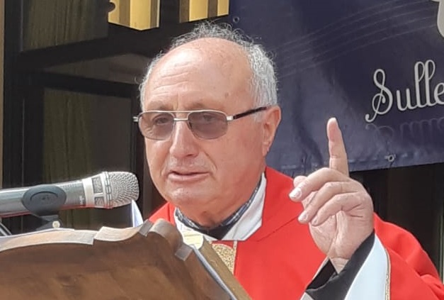 Il parroco don Giuseppe Pediglieri lascia il paese