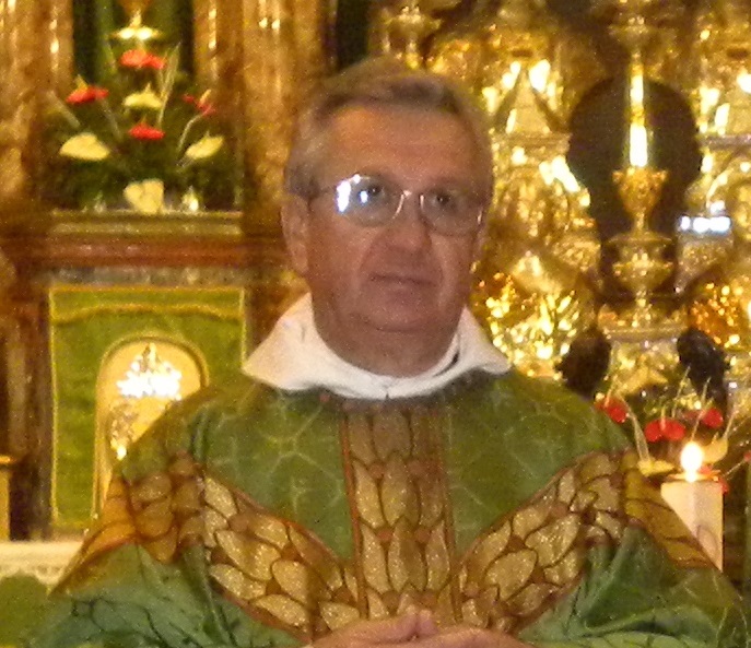 Meno offerte a causa del Covid, il don dona metà del suo stipendio alla parrocchia