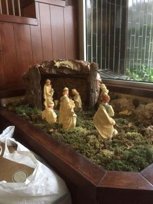 Rubano Gesù Bambino dal presepe di via Fermi