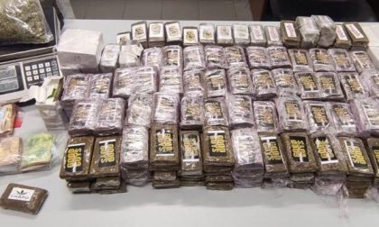 Oltre 41 chili di droga e più di 13mila euro in contanti: arrestato 29enne